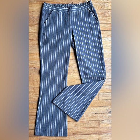 Vince Pinstripe Boot Cut Women’s PantsSize 6Like New/Never wornBrown/Cream